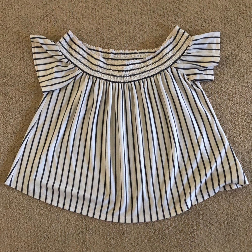 American Eagle Off the Shoulder Top